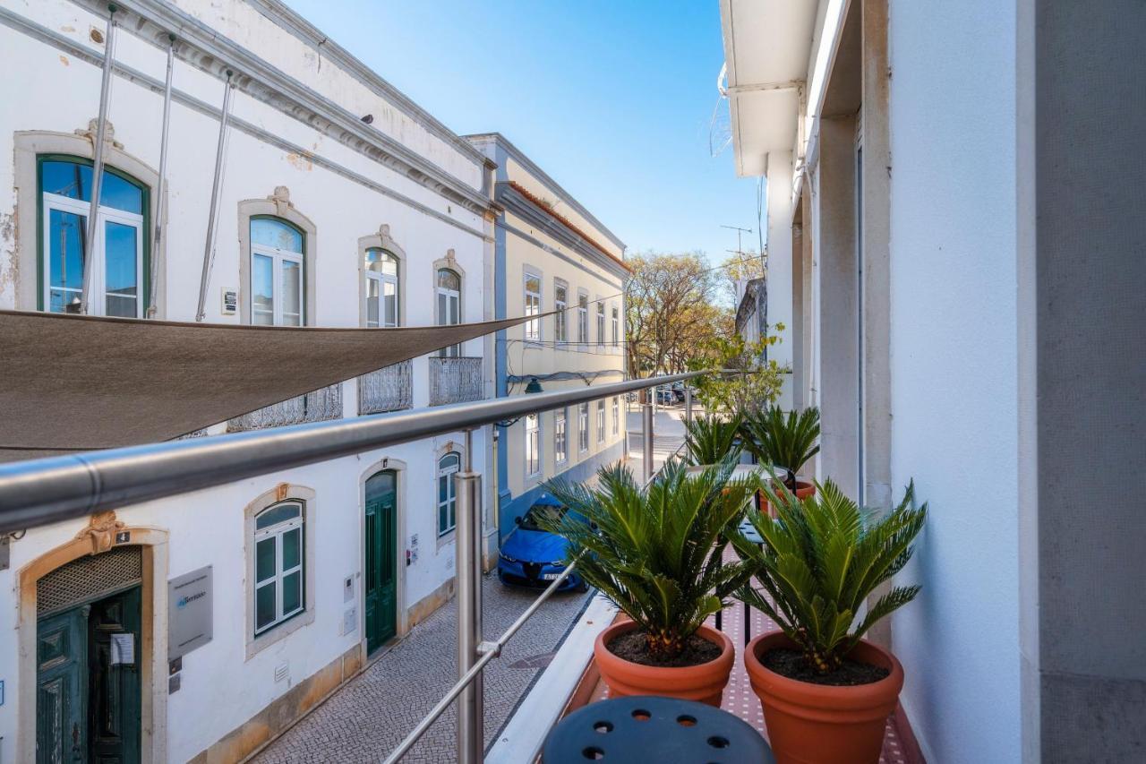 Happen!Ng 2 Hotel Faro Exterior photo